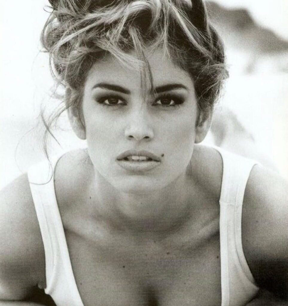 CINDY_CRAWFORD_THEFASHIONBIBLE_01_2025(2)