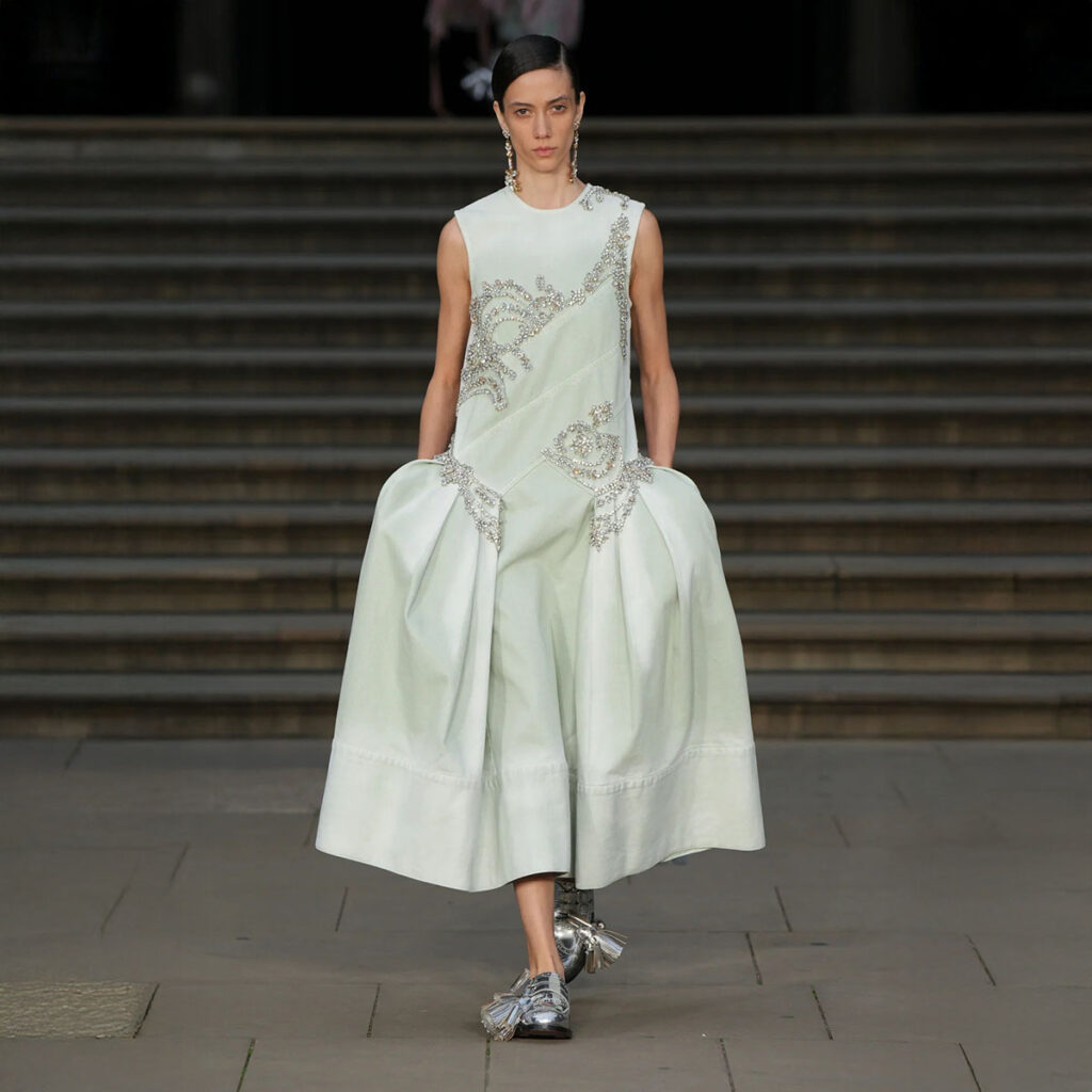 ERDEM_SS25_QUICK_LOOK_009_prasino