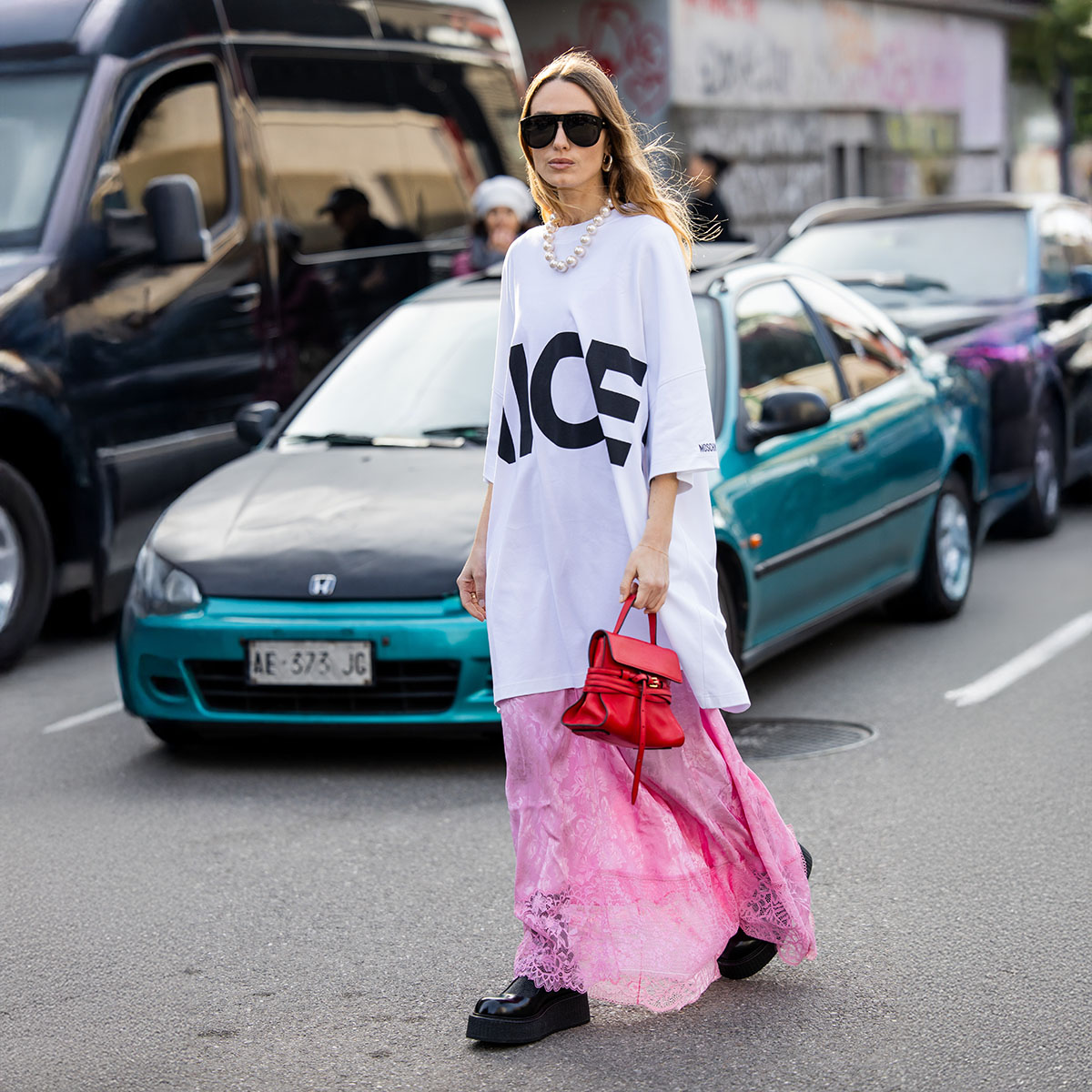 Street Style - Day 4 - Milan Fashion Week - Womenswear Fall/Winter 2025/2026