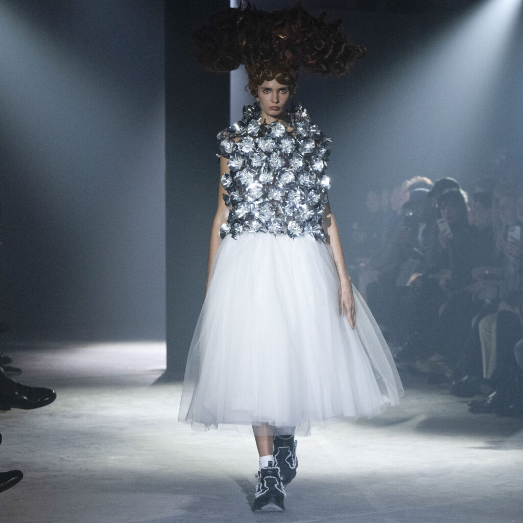 Noir Kei Ninomiya - Runway - Spring/Summer 2025 Paris Fashion Week