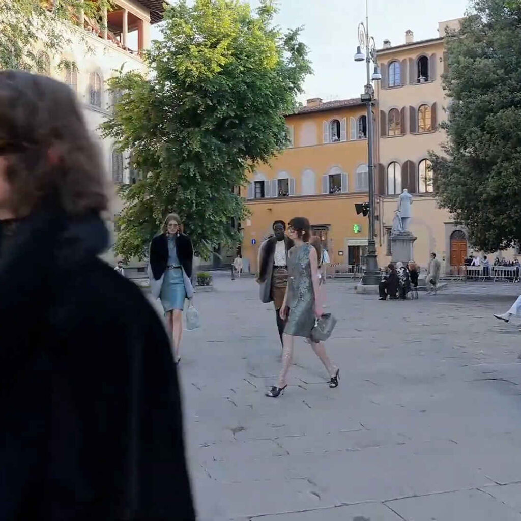 Gucci Cruise 2026: Γιορτάζοντας το παρελθόν και το μέλλον