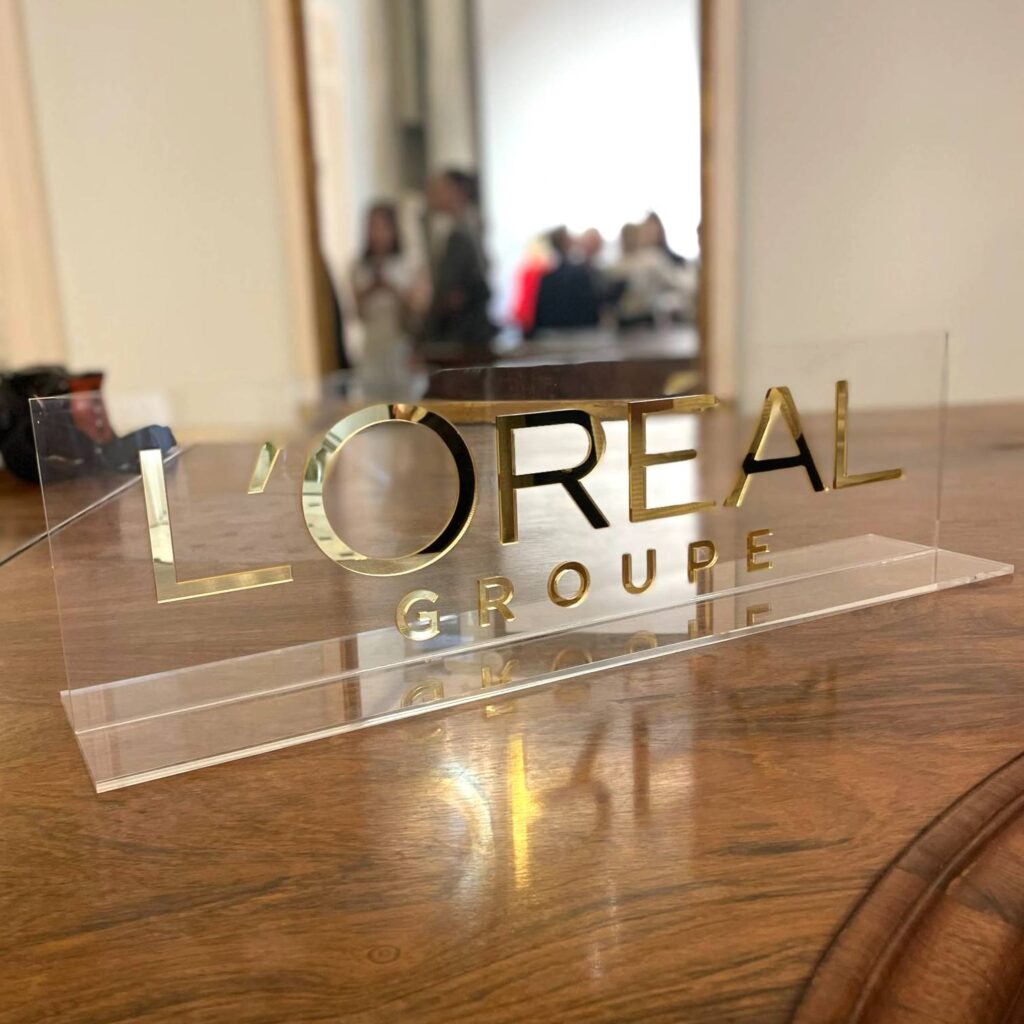 L'Oréal Paris logotypo