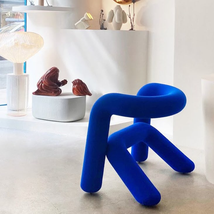 Cobalt blue: Το πιο ζωντανό μπλε ταιριάζει παντού