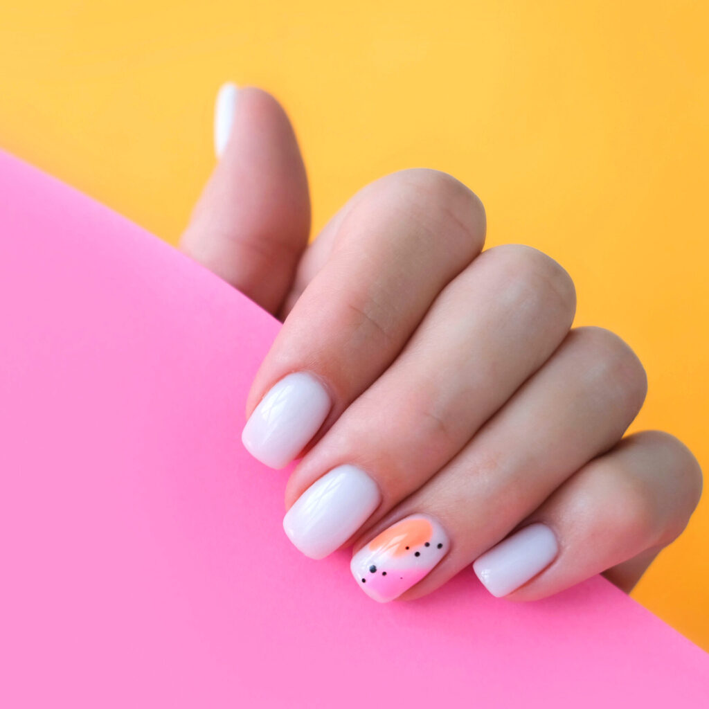 Fruit water nails: Το πιο κομψό nail trend του φετινού καλοκαιριού