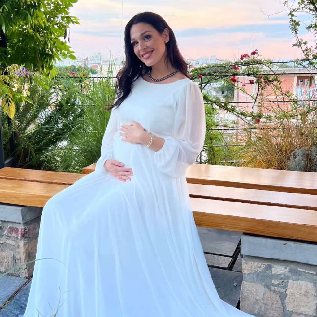 Το bridal look της Ιωάννας Τριανταφυλλίδου είναι η απόδειξη ότι η απλότητα είναι το απόλυτο chic