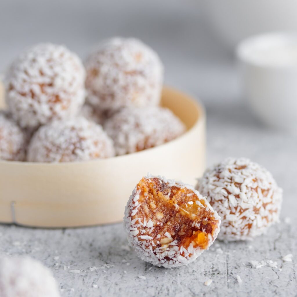 Τραγανές μπουκίτσες carrot cake από τον διαιτολόγο δρ Αναστάσιο Παπαλαζάρου