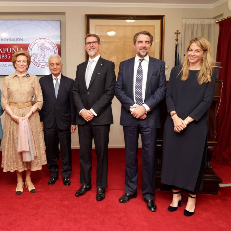 Χρυσή Βαρδινογιάννη: Επίσημη εμφάνιση με την οικογένεια Ντε Γκρες
