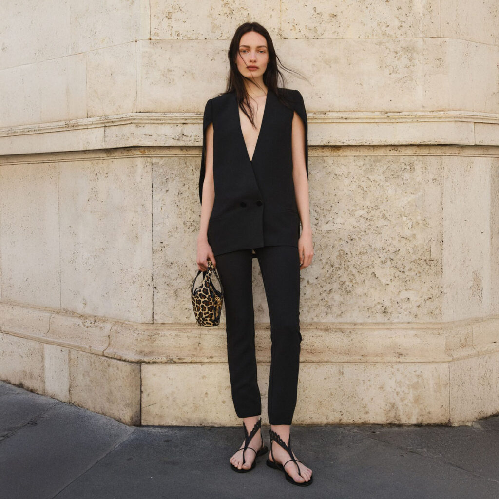 Alberta-Ferretti_Resort26_02