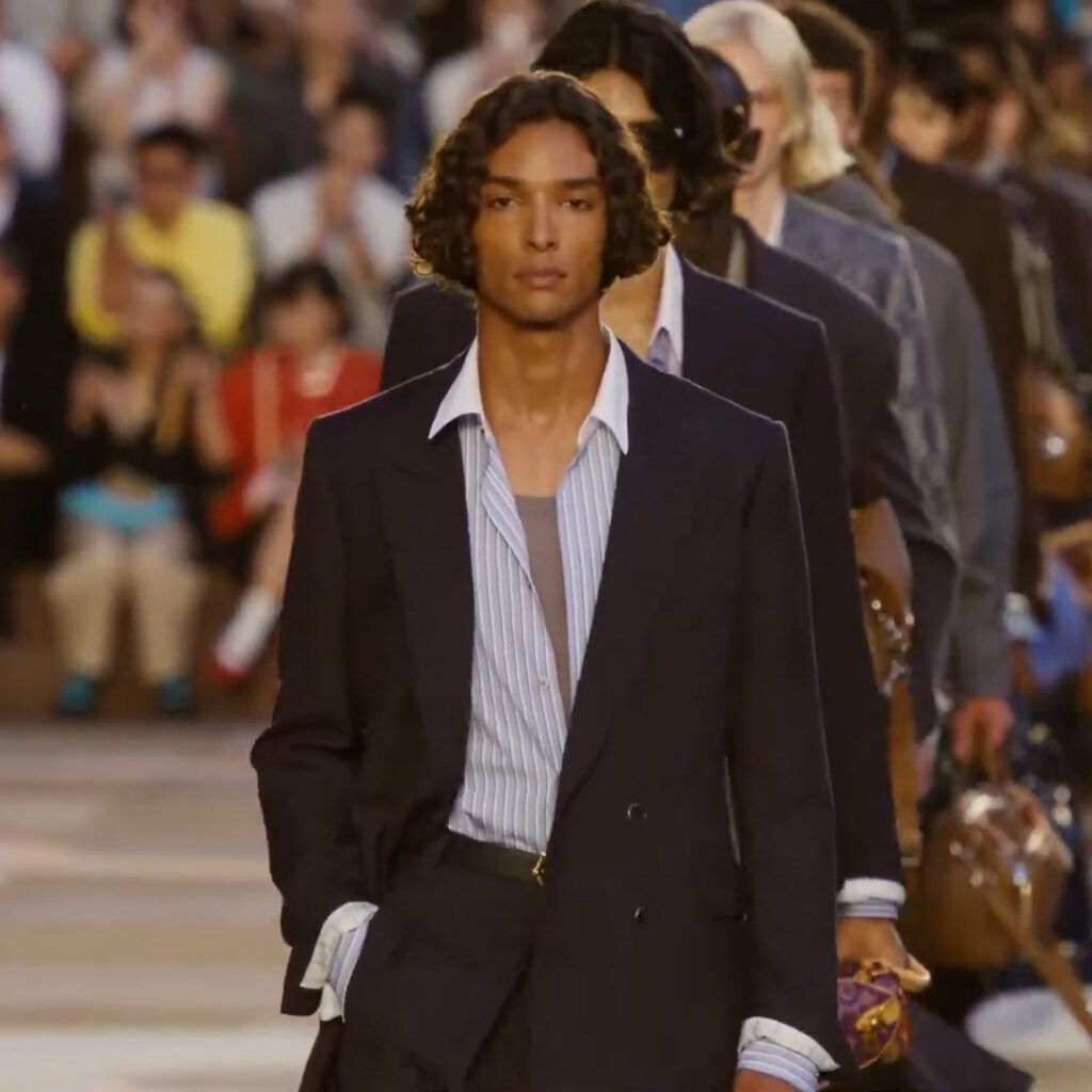 Louis Vuitton Men 2026: Γαλλική φινέτσα με Bollywood επιρροές