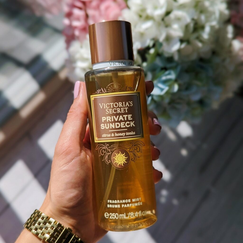 aromatika nera victorias secret private sundeck