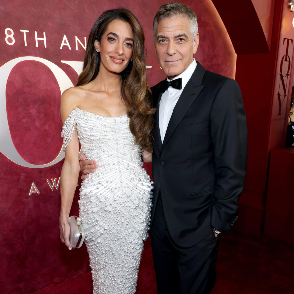 Tony Awards 2025: Οι σταρ που έλαμψαν στο κόκκινο χαλί και οι πιο συγκινητικές στιγμές της βραδιάς