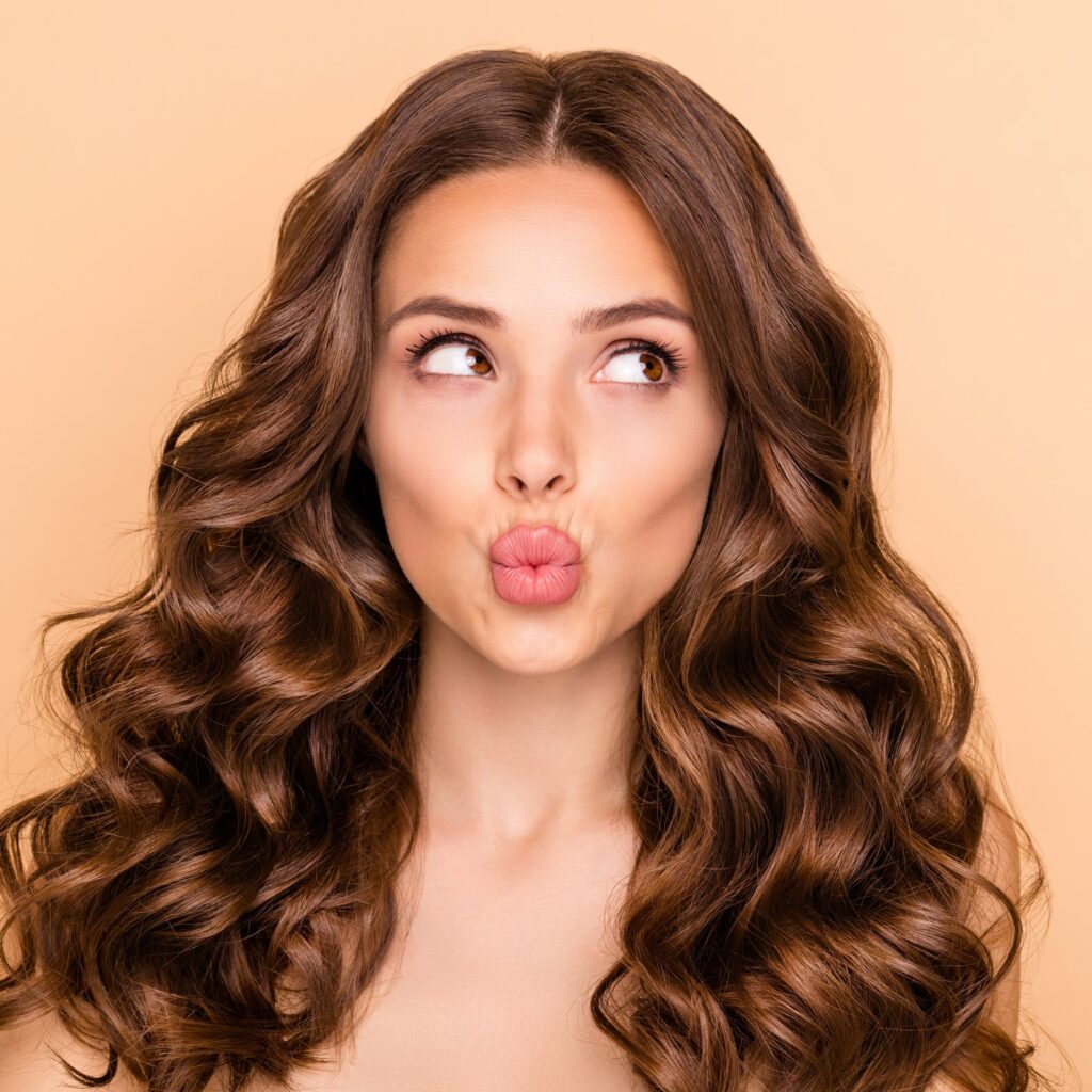 Τι είναι το deep conditioner και πώς βοηθά τα ξηρά μαλλιά;