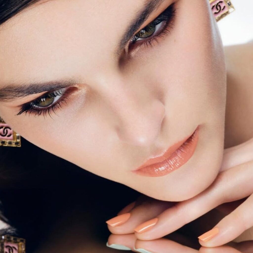 makeup trends chanel