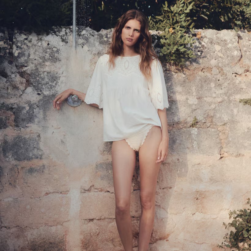 Οι 5 top λευκές bohemian μπλούζες από τα H&M