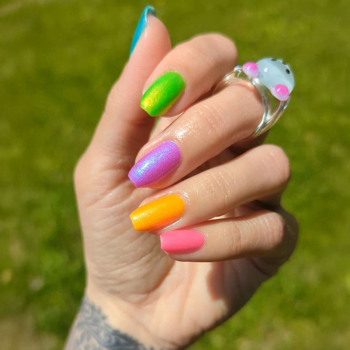 rainbow nails nichole leigh.nails 2