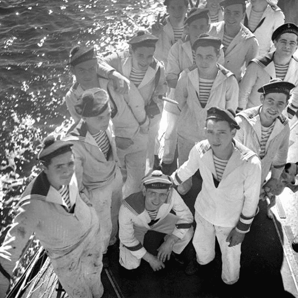 vintage-sailors-by-roger-viollet