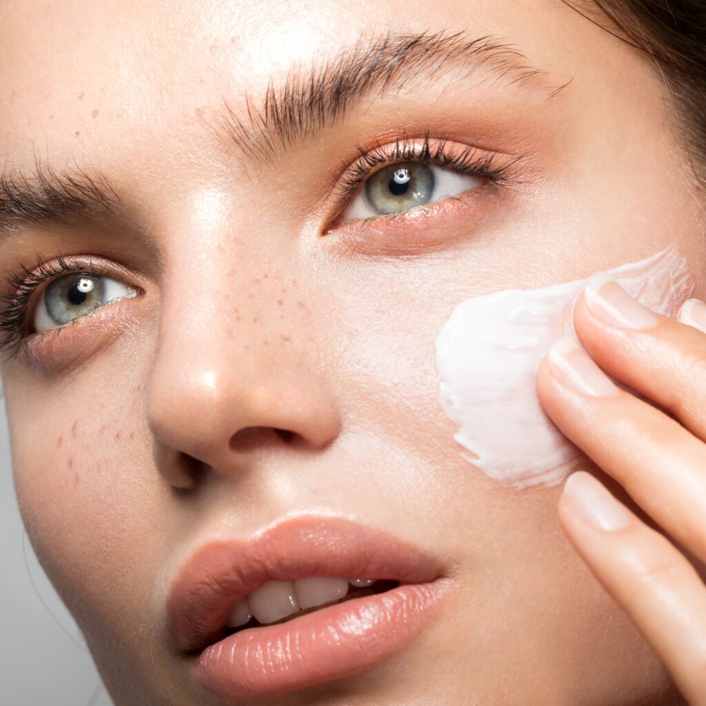 Γιατί οι water-based κρέμες είναι το νέο must του skincare;