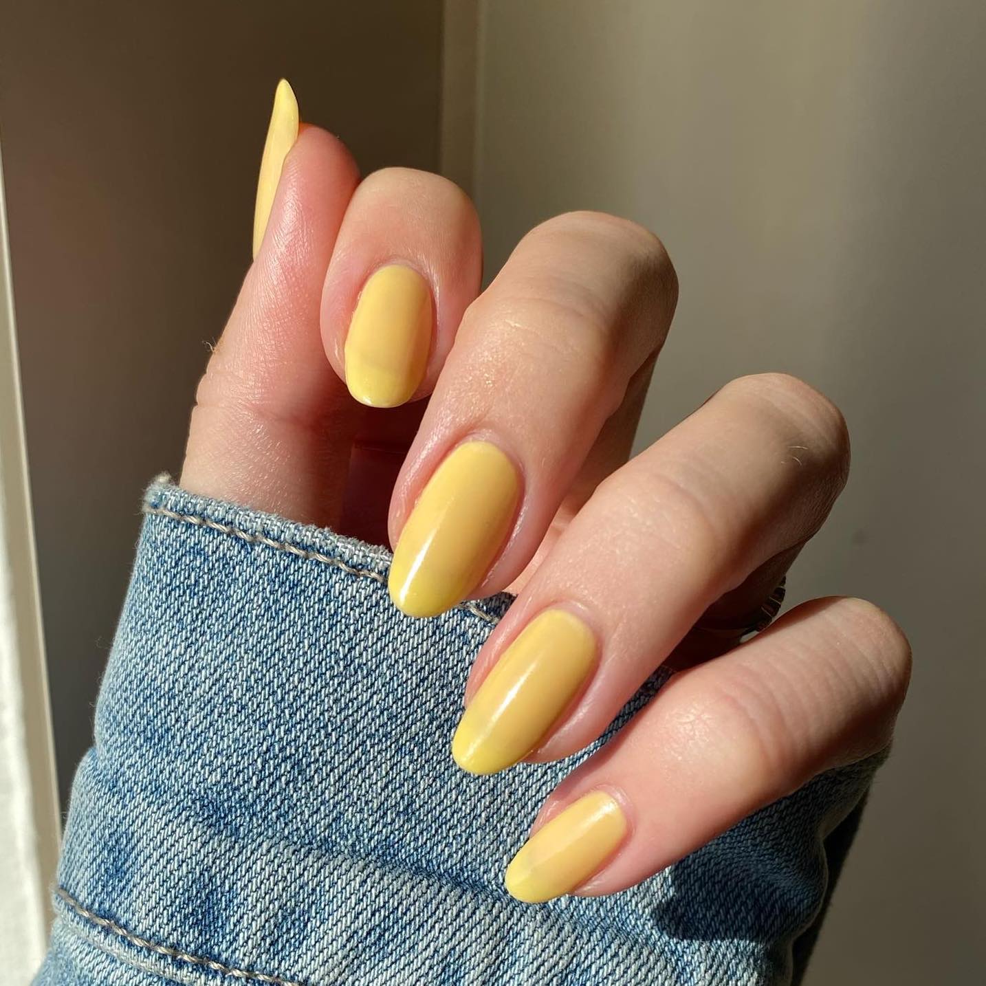 xroma-verniki polished_yogi