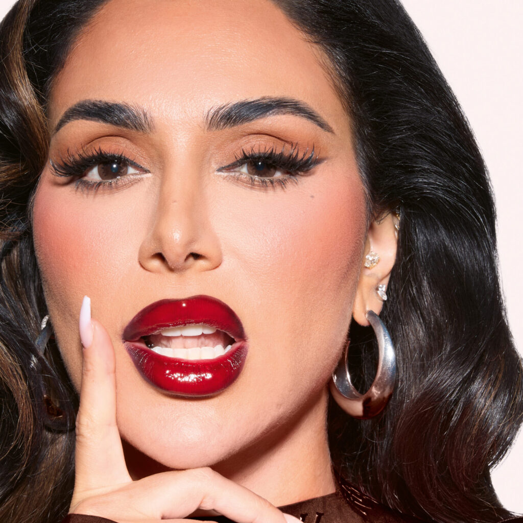 Lip Contour Stain huda beauty 2
