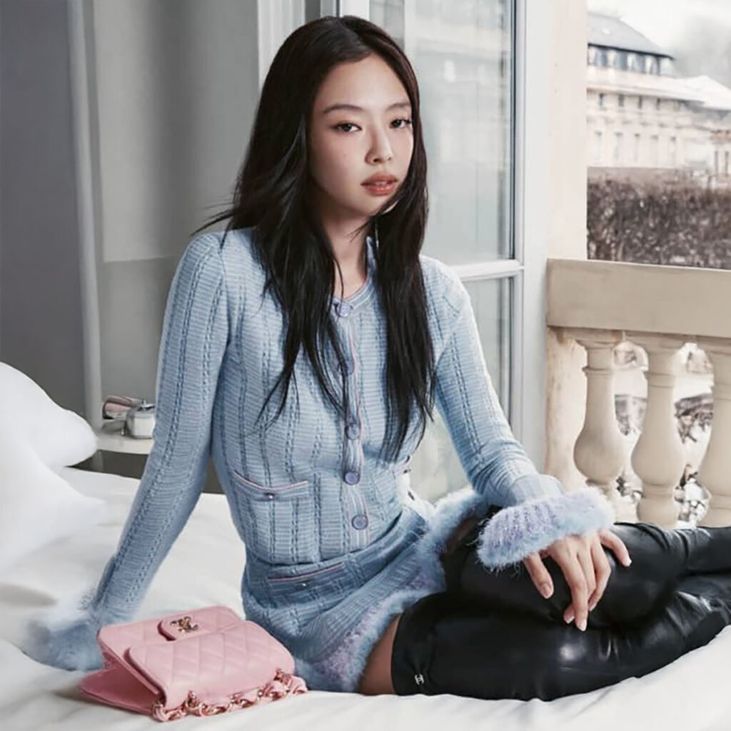 Η Jennie των Blackpink μας προσκαλεί στο ρομαντικό φθινόπωρο του οίκου Chanel