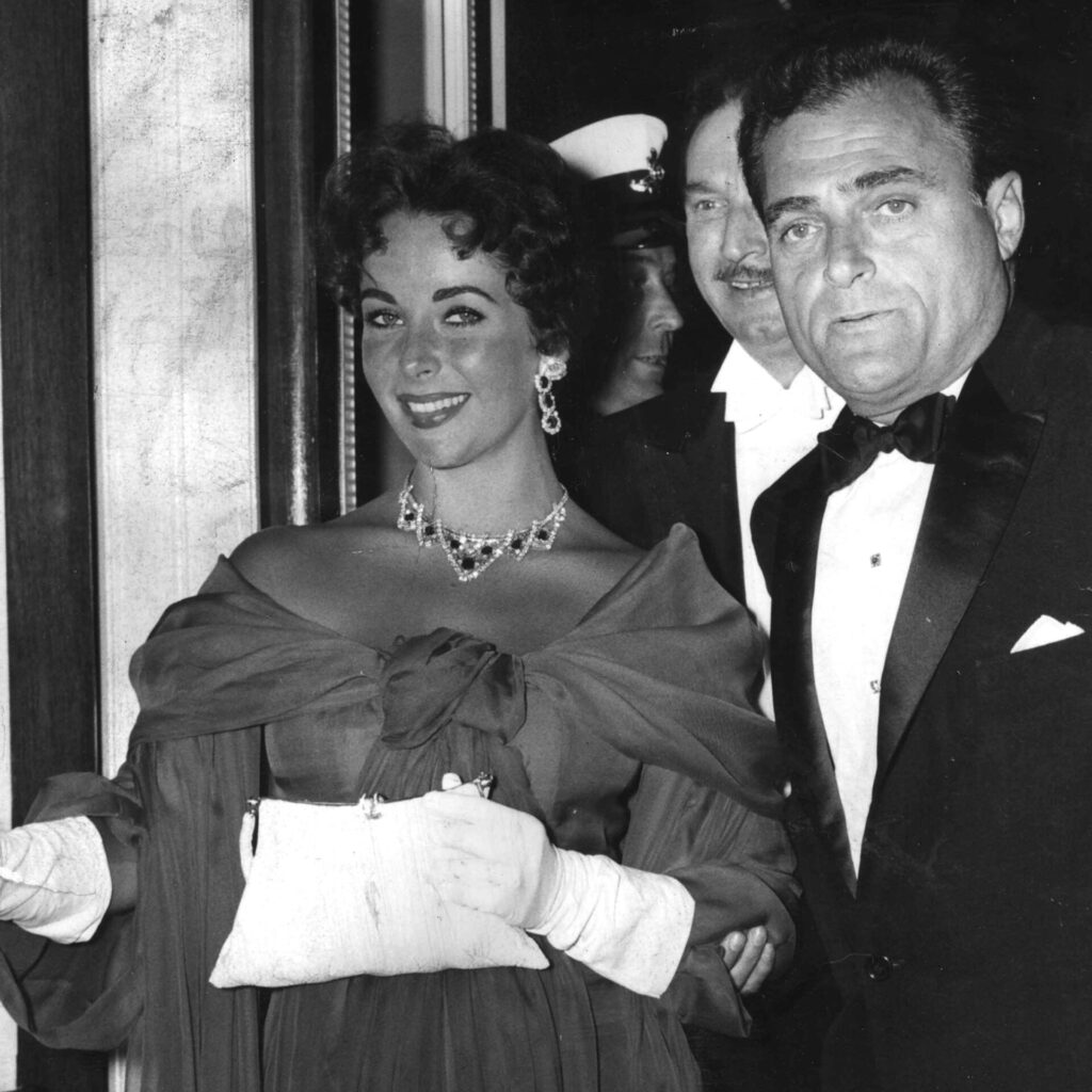 elizabeth-taylor-kolie-va