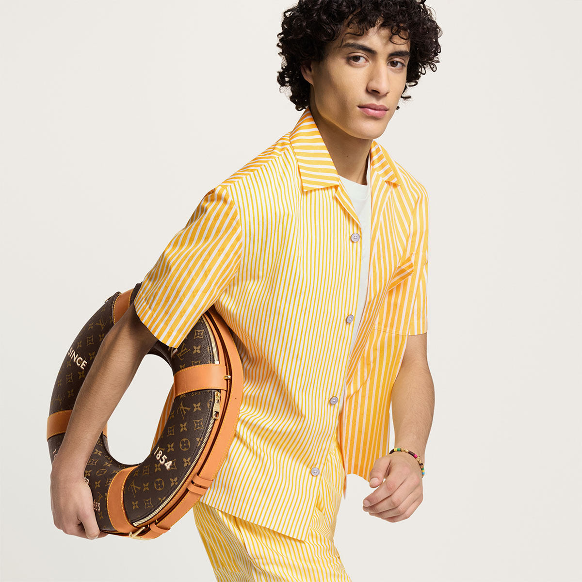 louis-vuitton-lifebuoy-bag--2 (3)
