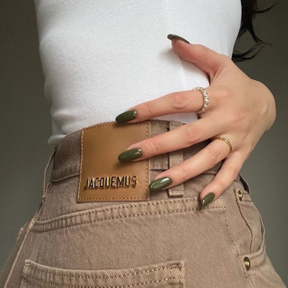 olive green nails 1