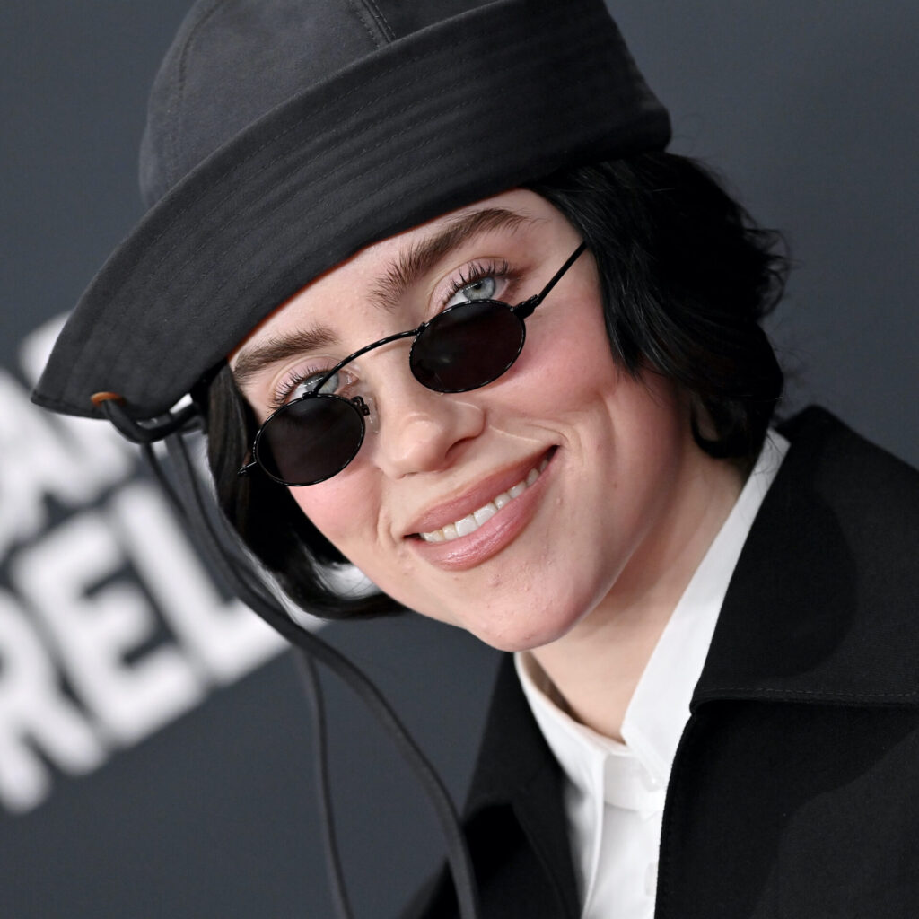 TikTok Hack: Η Billie Eilish φορά το τέλειο stain lip liner