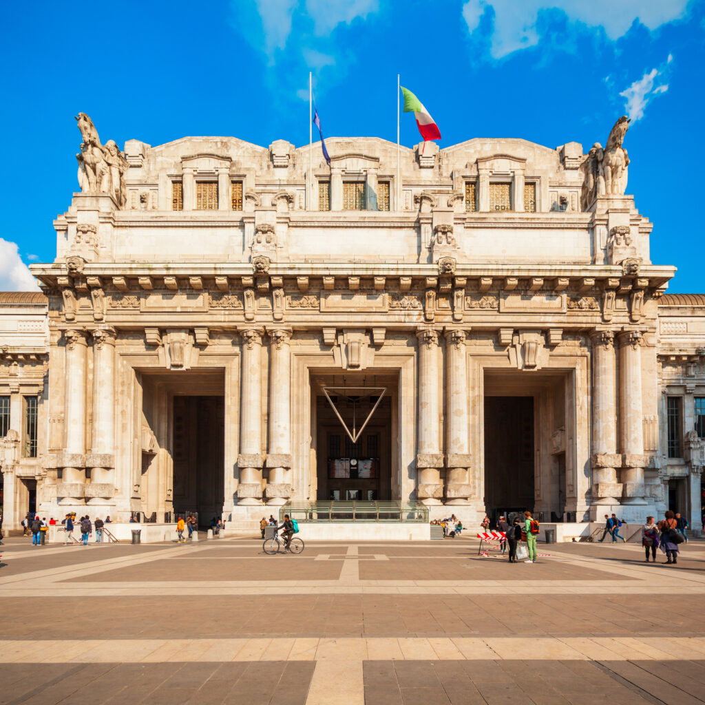 Milano Centrale railway station, Milan