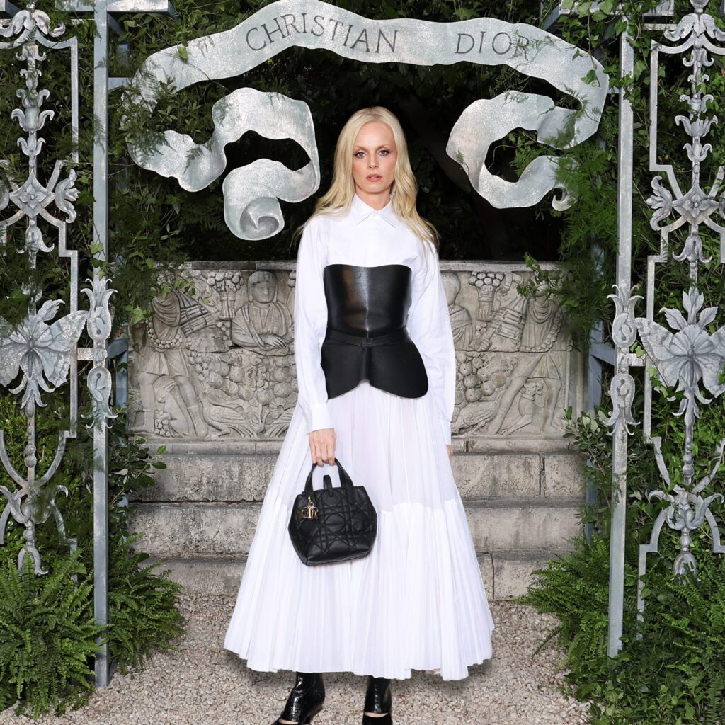 corset-dior