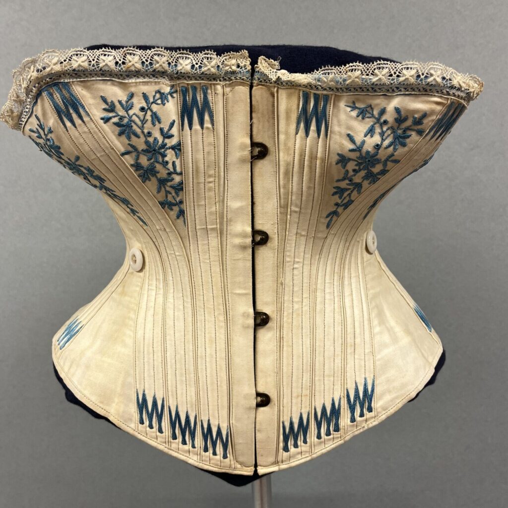 corset-kentriki-2