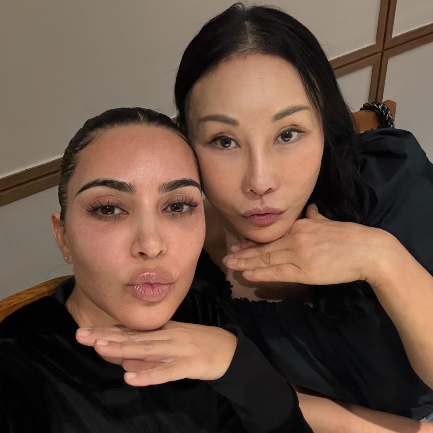 kim-kardashian-xoris-makigiaz-3