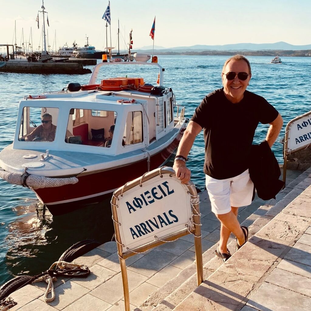 Ο Michael Kors στην Ελλάδα: Υμνεί τη θάλασσα και τους ανθρώπους της