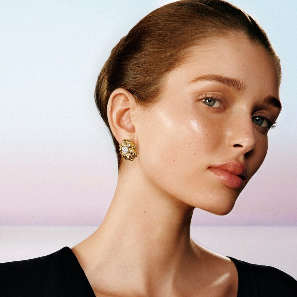 Nεανική επιδερμίδα χωρίς botox ή fillers; Κι όμως γίνεται!