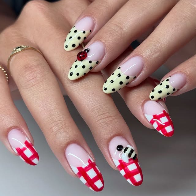 picnic nails 5