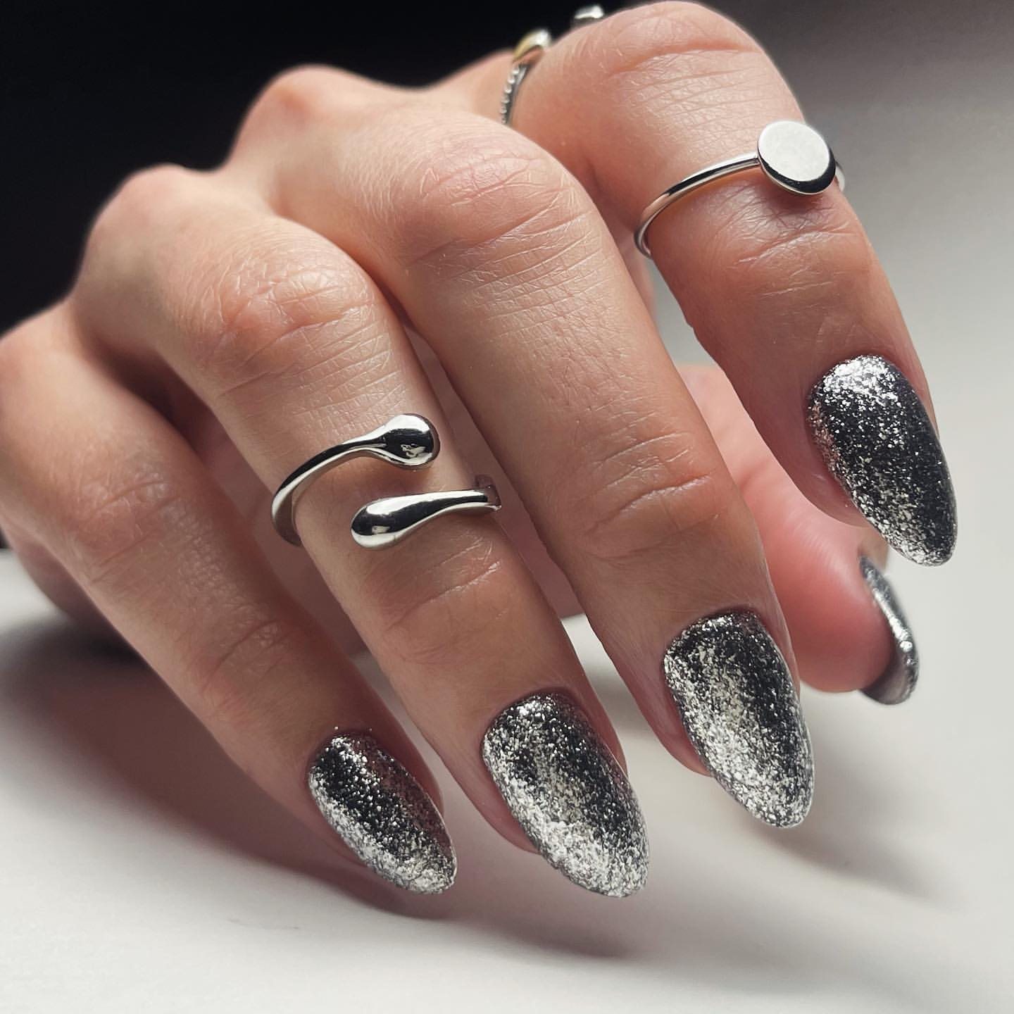 silver nails 2