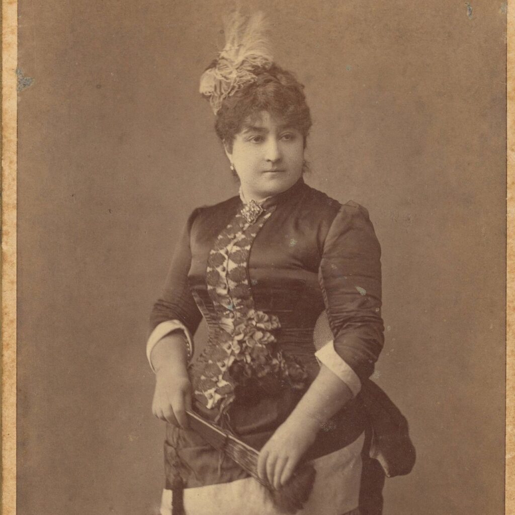 Μήπως ήρθε η ώρα να γνωρίσετε τη Madame Cavafy;
