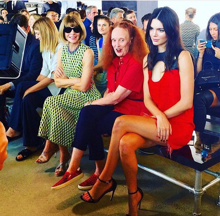 H CHLOE MALLE ΣΤΗ ΘΕΣΗ ΤΗΣ ANNA WINTOUR