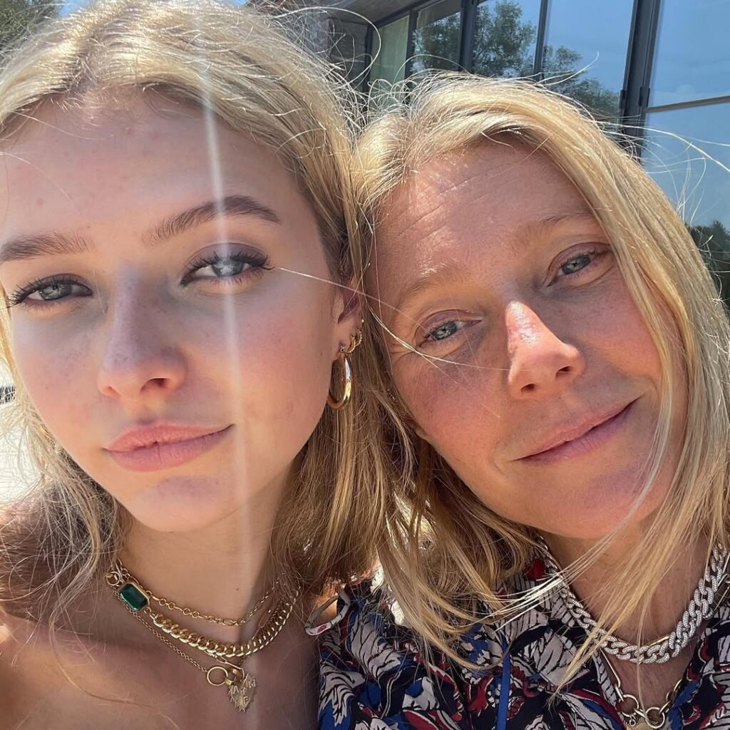 Τι θα δείξουν στην Times Square οι Gwyneth Paltrow και η κόρη της Apple Martin;