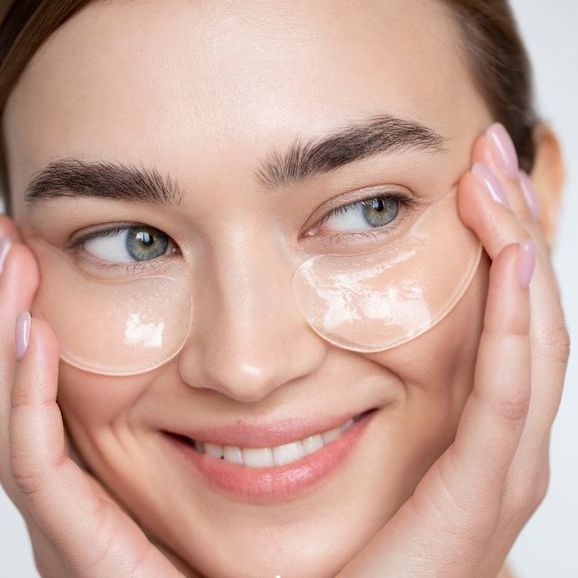 Skincare patches για κάθε ανάγκη: Από την ακμή μέχρι τις ρυτίδες