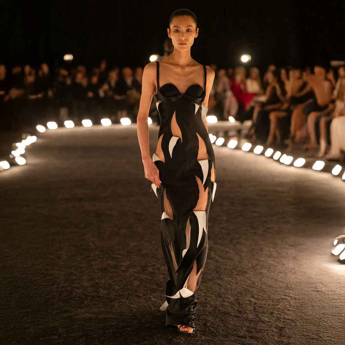 00033-schiaparelli-spring-2026-ready-to-wear-credit-brand (2)