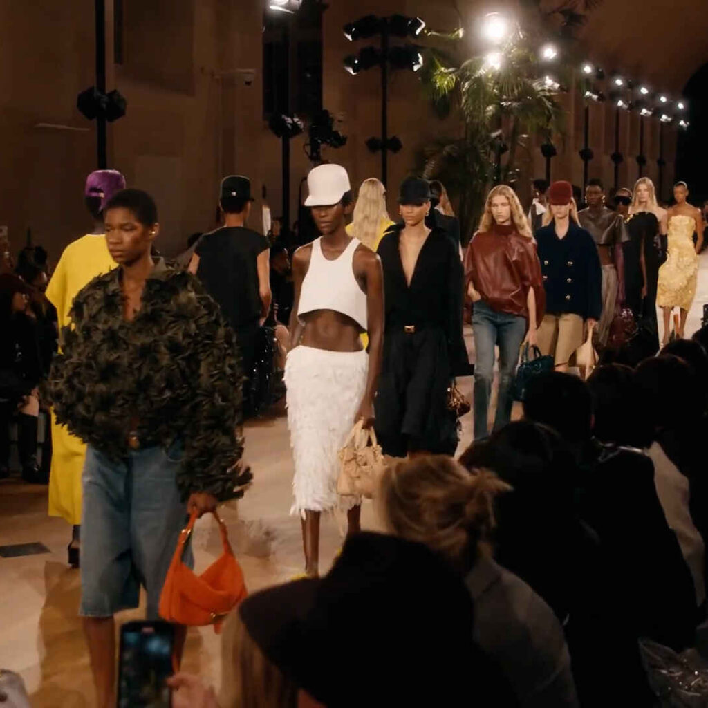 Balenciaga: Δεξιοτεχνία και συναίσθημα