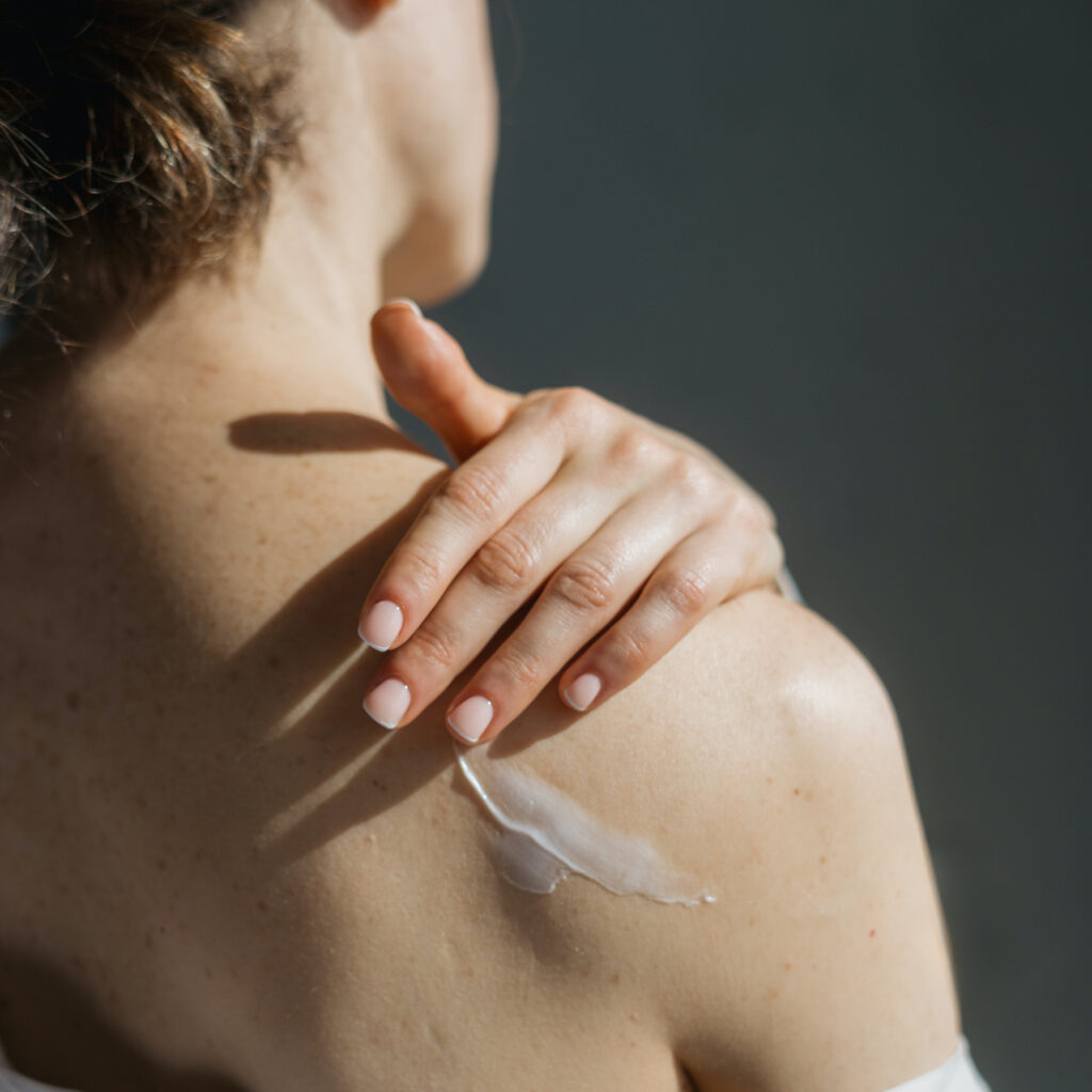 Γιατί να προτιμήσω ένα body cream με ceramides;