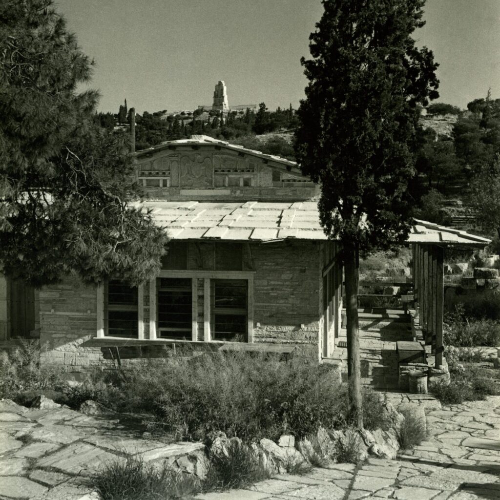 dimitris-pikionis-67_56_151