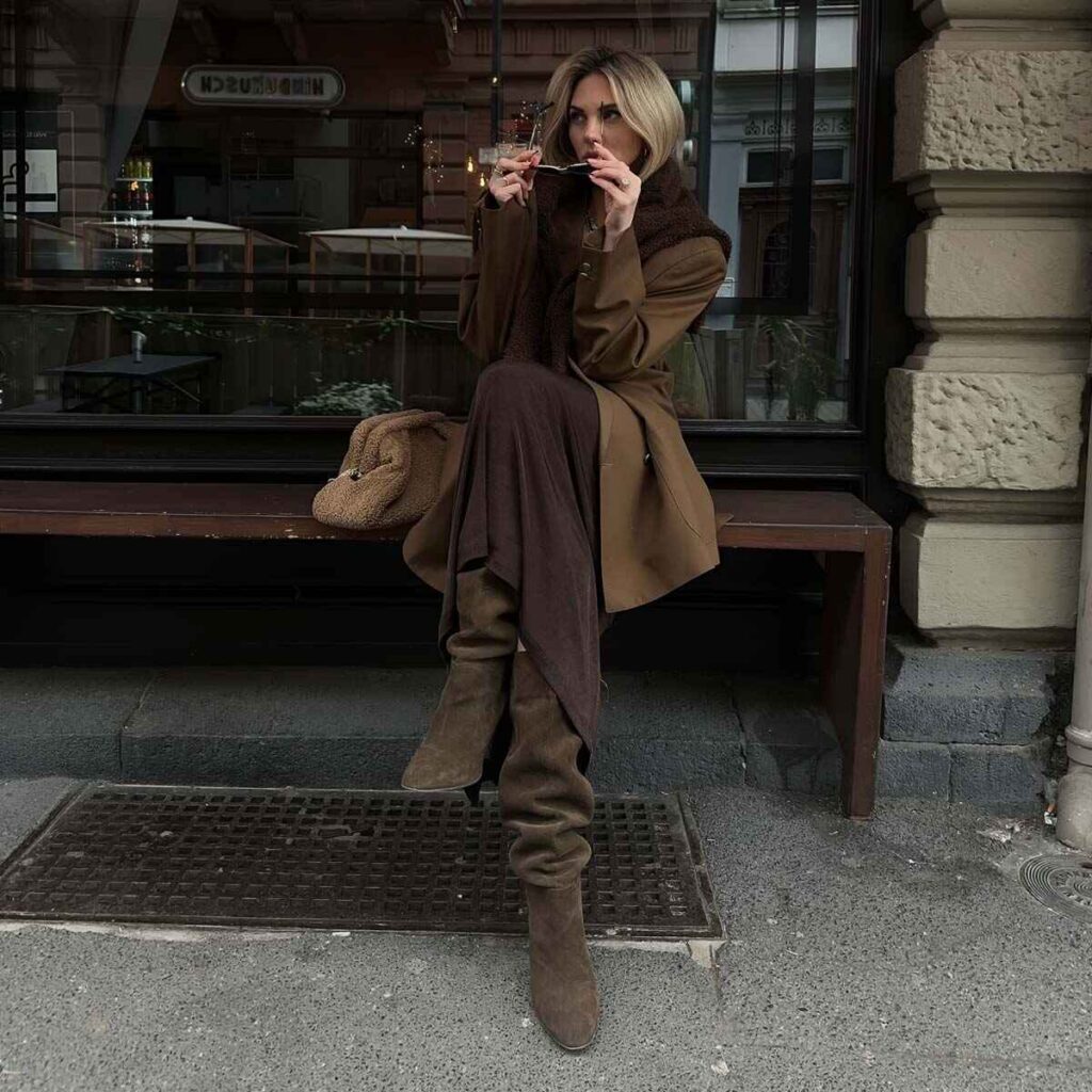 kastorines-mpotes-anoigma_2400x2400 (2)