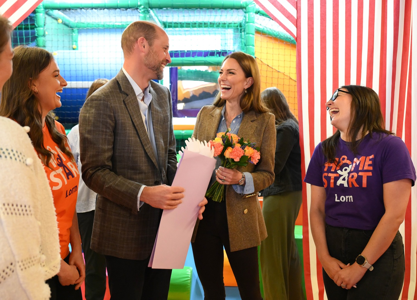Η KATE MIDDLETON ΚΑΙ Ο ΠΡΙΓΚΙΠΑΣ WILLIAM ΓΕΛΑΝΕ