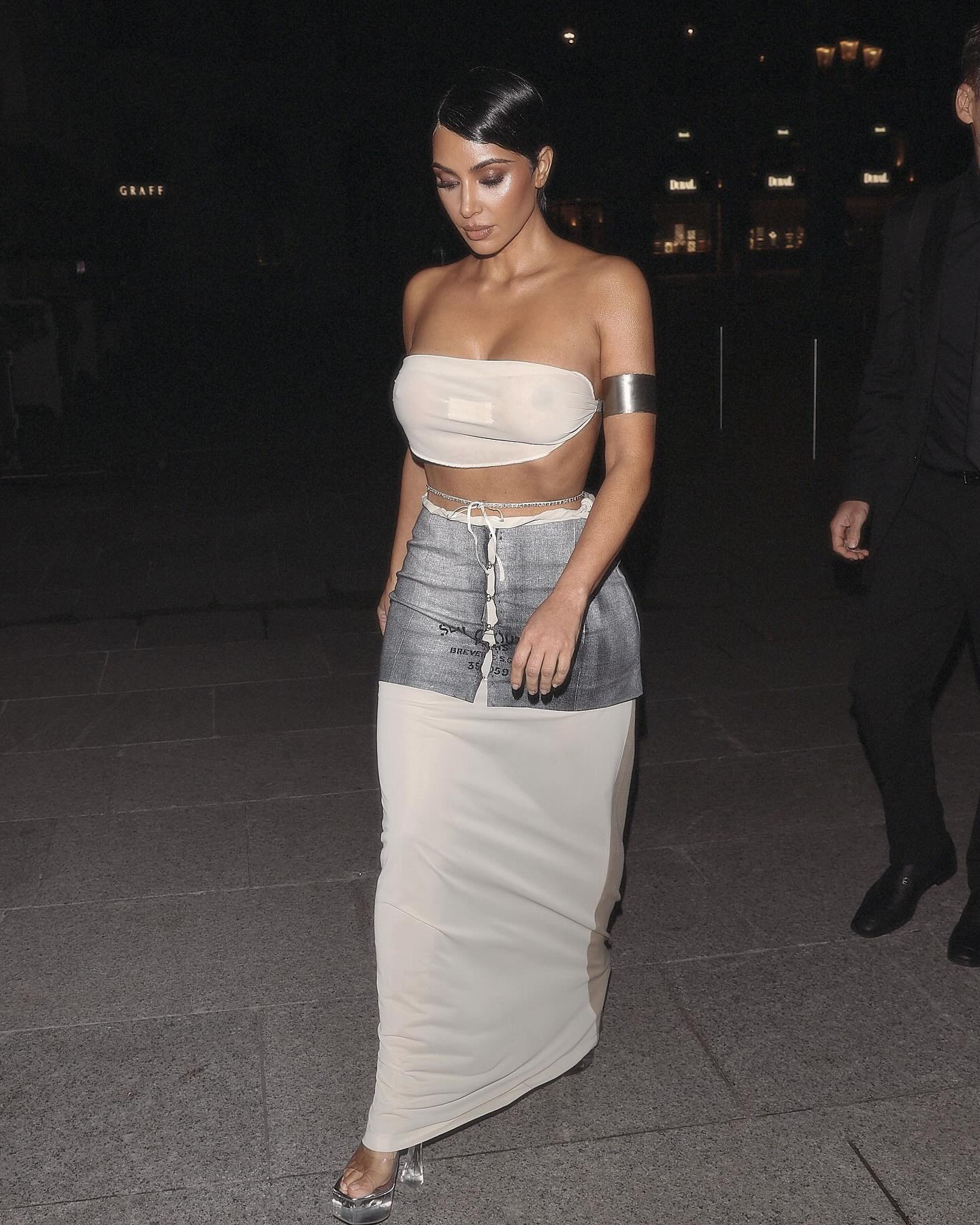 H KIM KARDASHIAN ME MARGIELA