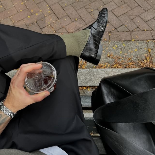 papoutsia_andrika_imdanielsimmons