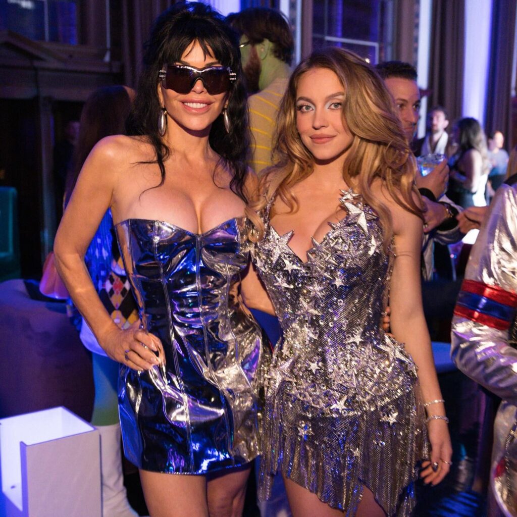 Lauren Sánchez Bezos: Επισκιάζοντας την Sydney Sweeney