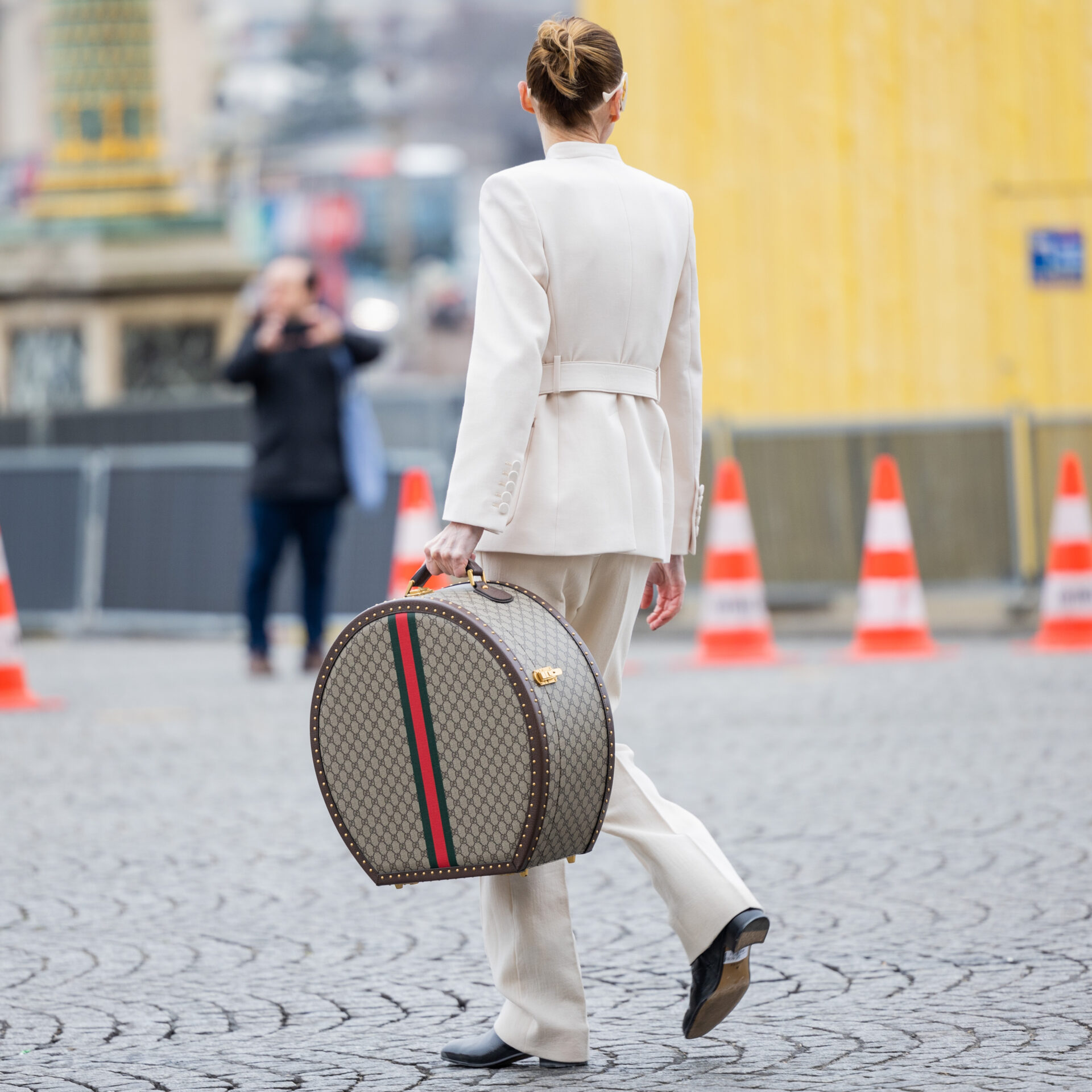 Street Style - Paris Fashion Week - Womenswear Fall Winter 2023 2024 : Day Six